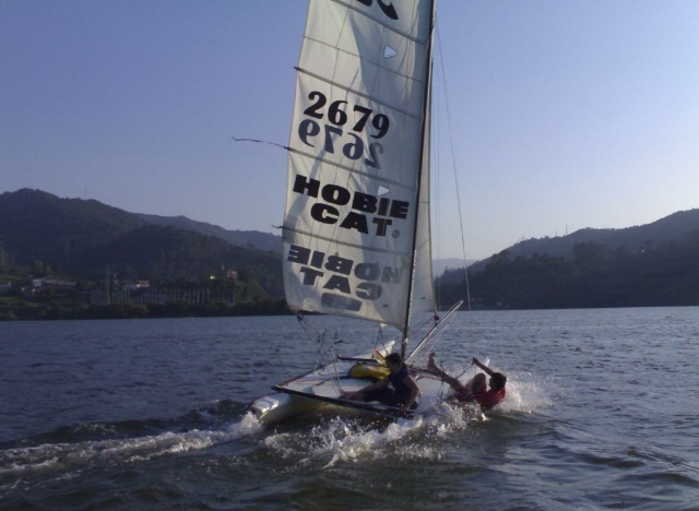 luchando con el viento